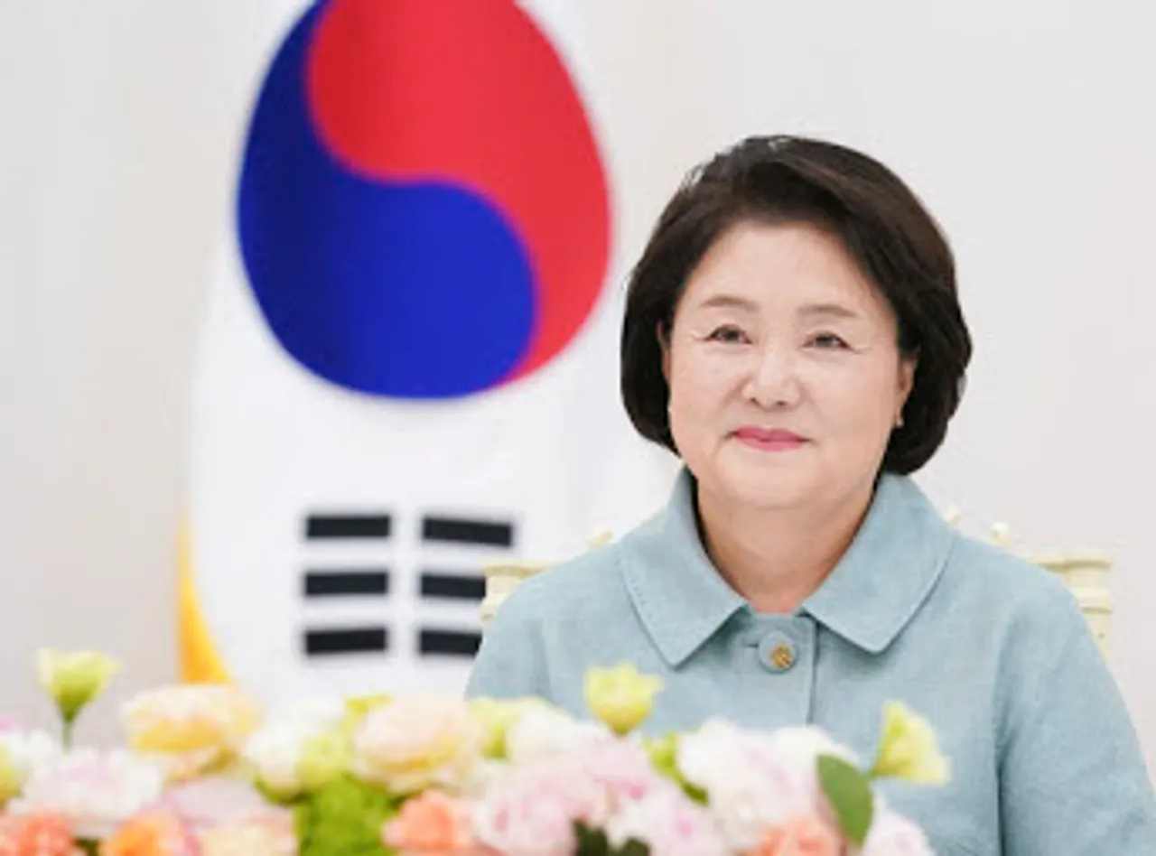 Kim Jung-Sook, South Korea, COVID-19