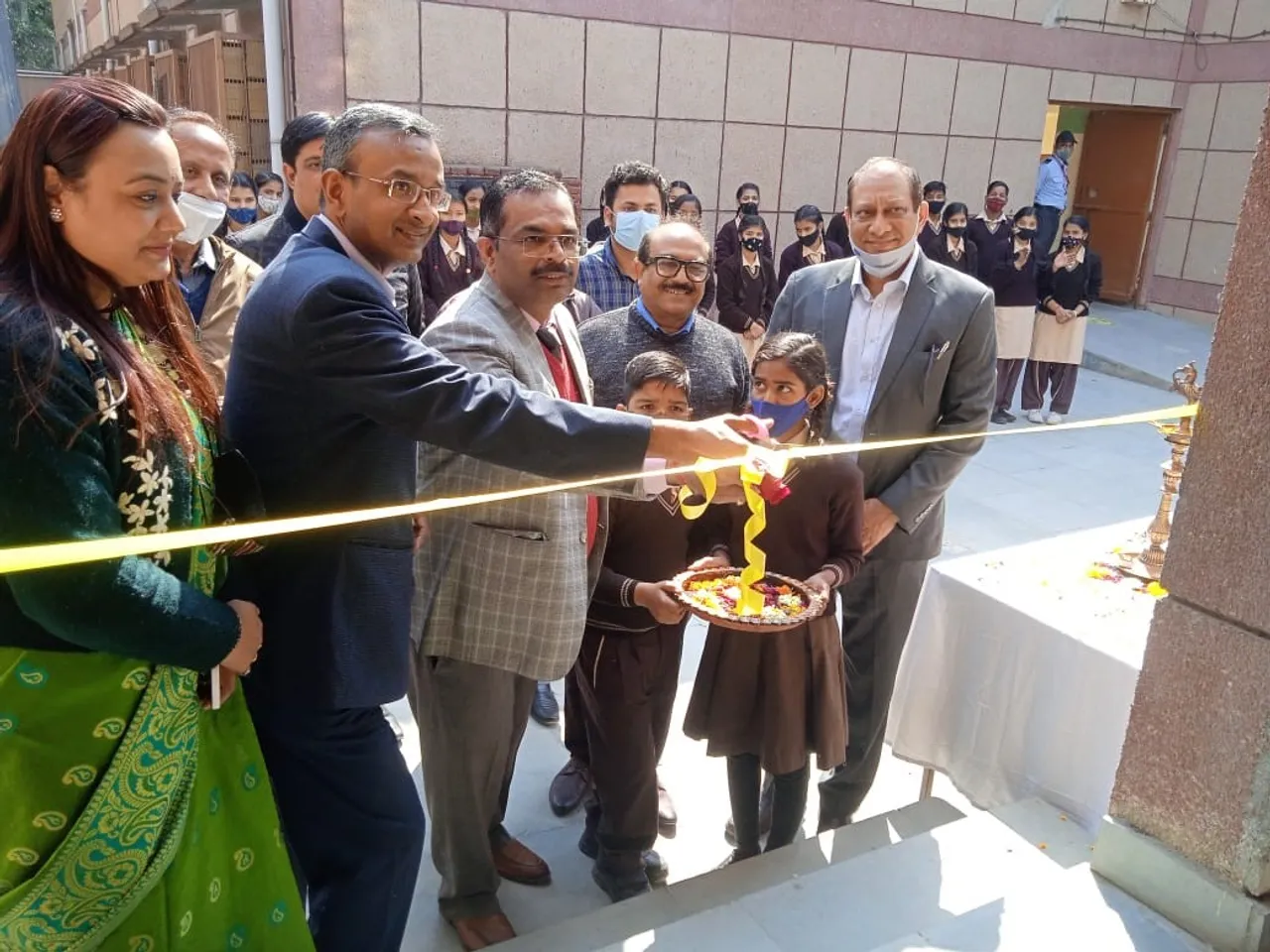Ganesh Srinivasan, CEO, Tata Power-DDL inaugurating the RO plant and oth...