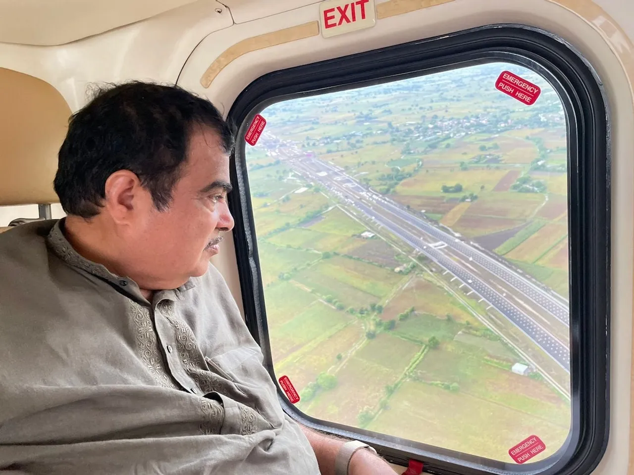 Nitin Gadkari Reviews Progress of Work on Delhi-Mumbai Expressway in Three States