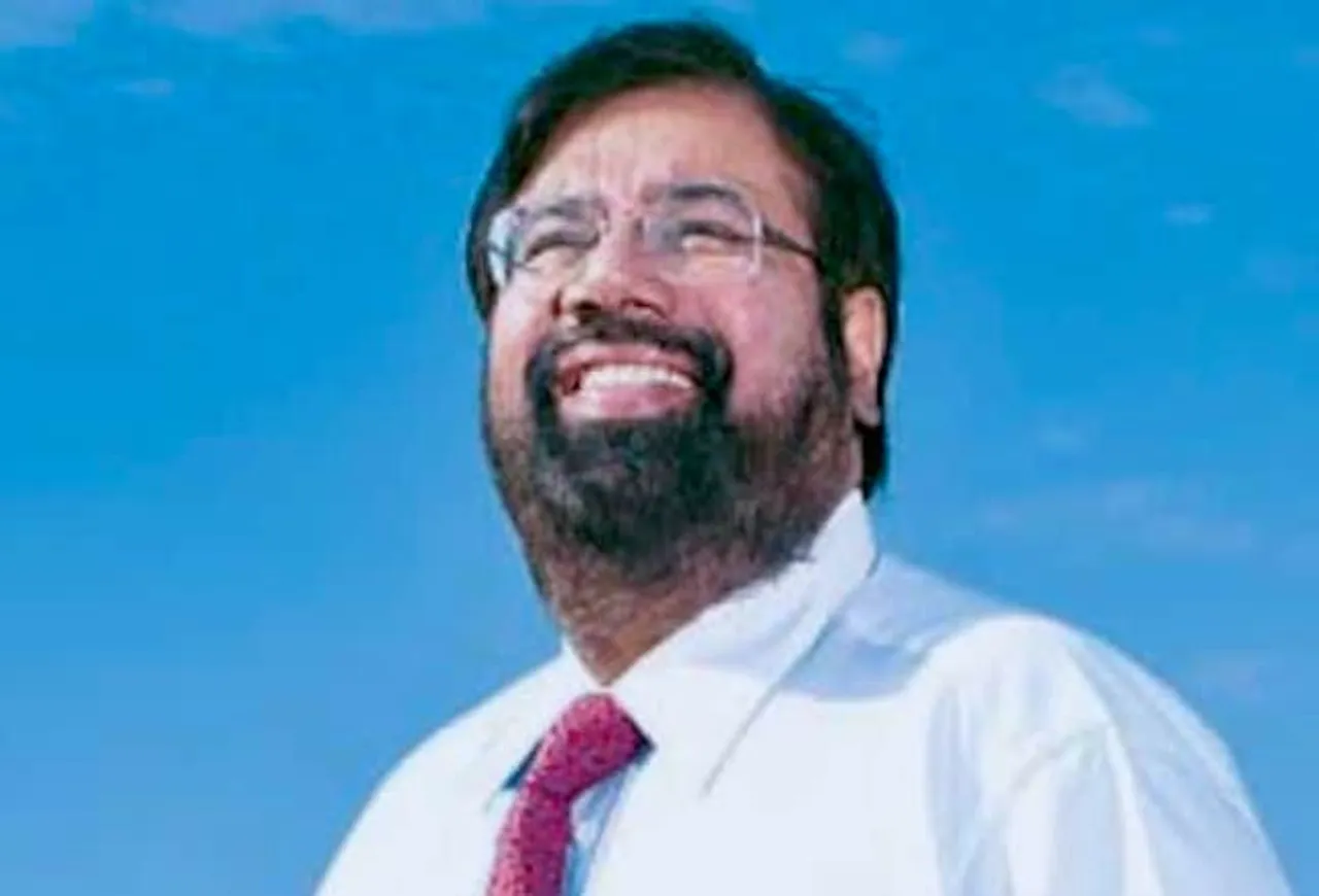 Harsh Goenka Takes Twitter Route to Express his Views on Zomato IPO