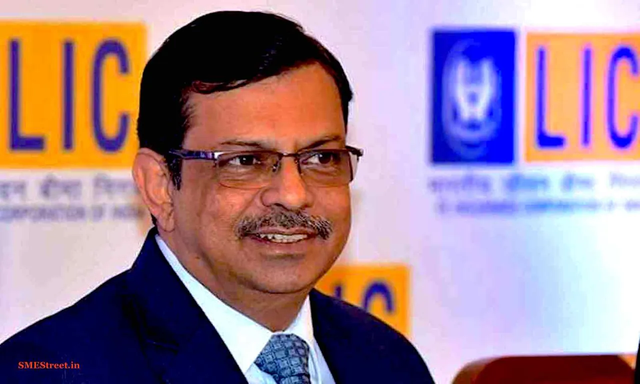 LIC Chairman's Tenure Extended for Two Years