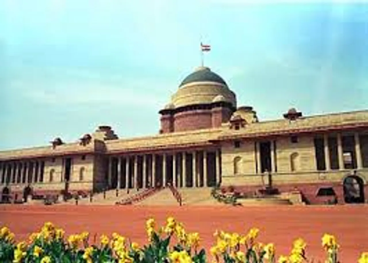 Rashtrapati Bhavan, Digital, President of India, Pranab Mukherjee, Venkaiah Naidu, Ravi Shankar Prasad, Omita Paul, Vanitha Narayanan, IBM India Pvt. Ltd