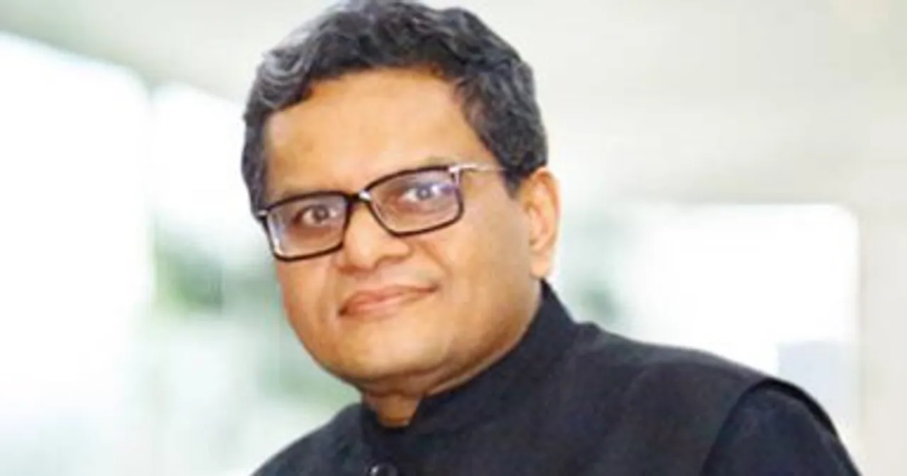 Nilesh Gupta, Vijay Sales