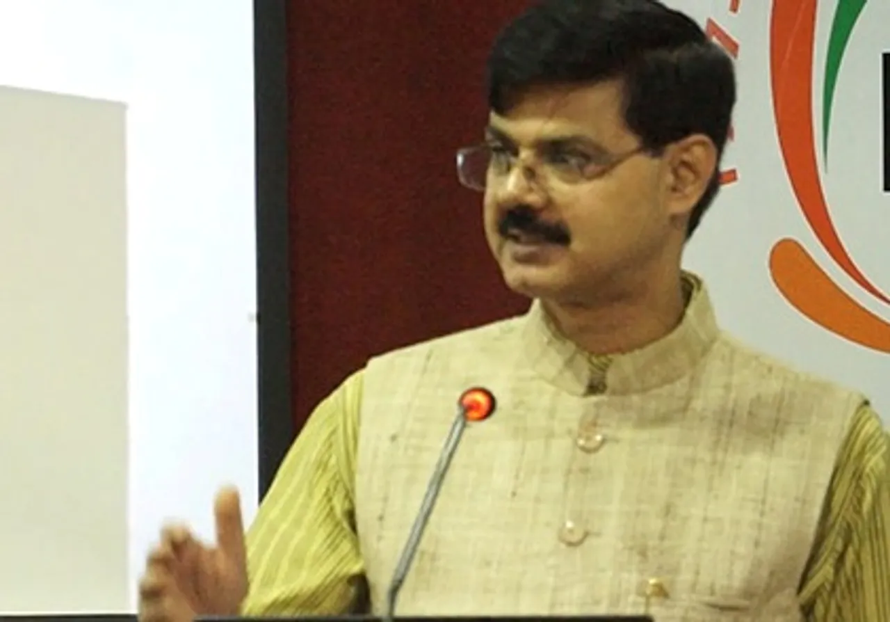 Anant Kumar Singh, textiles Ministry