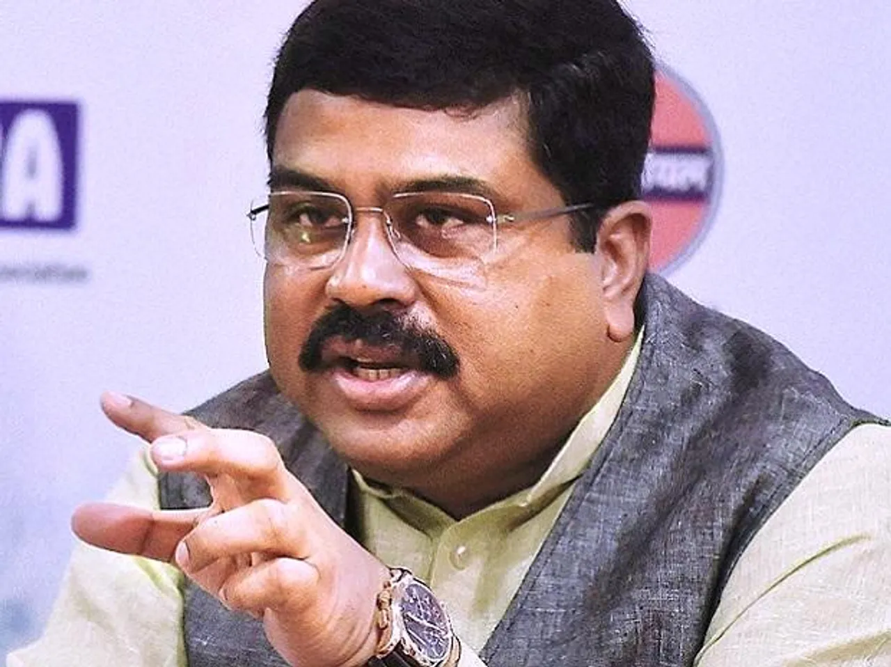 Dharmendra Pradhan, Iran, Oil Proces