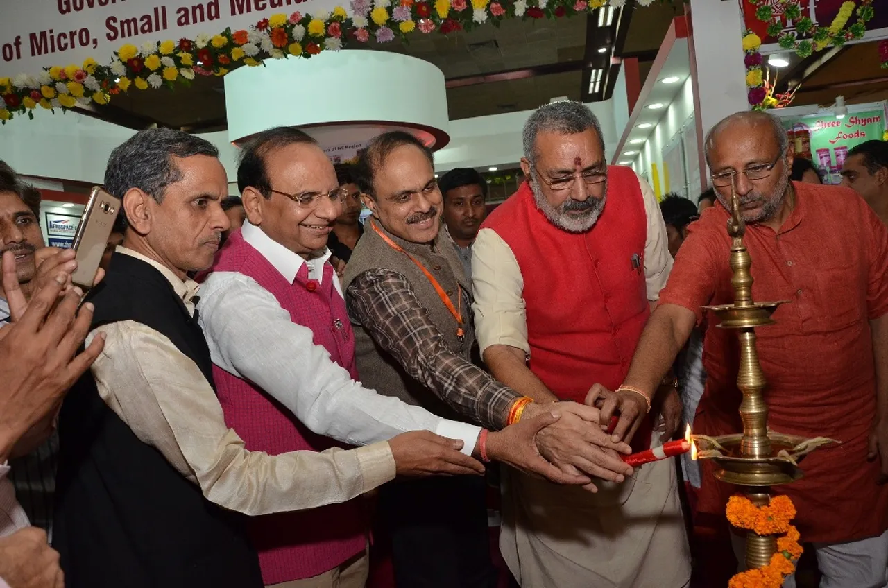 Giriraj Singh, Vinai Saxena, Arun Kumar Panda, KVIC, MSME, Khadi