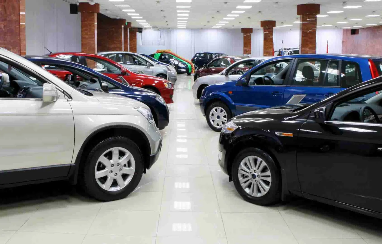 Cars retail sales drop by 4.6%, two wheelers fall by 8.8%