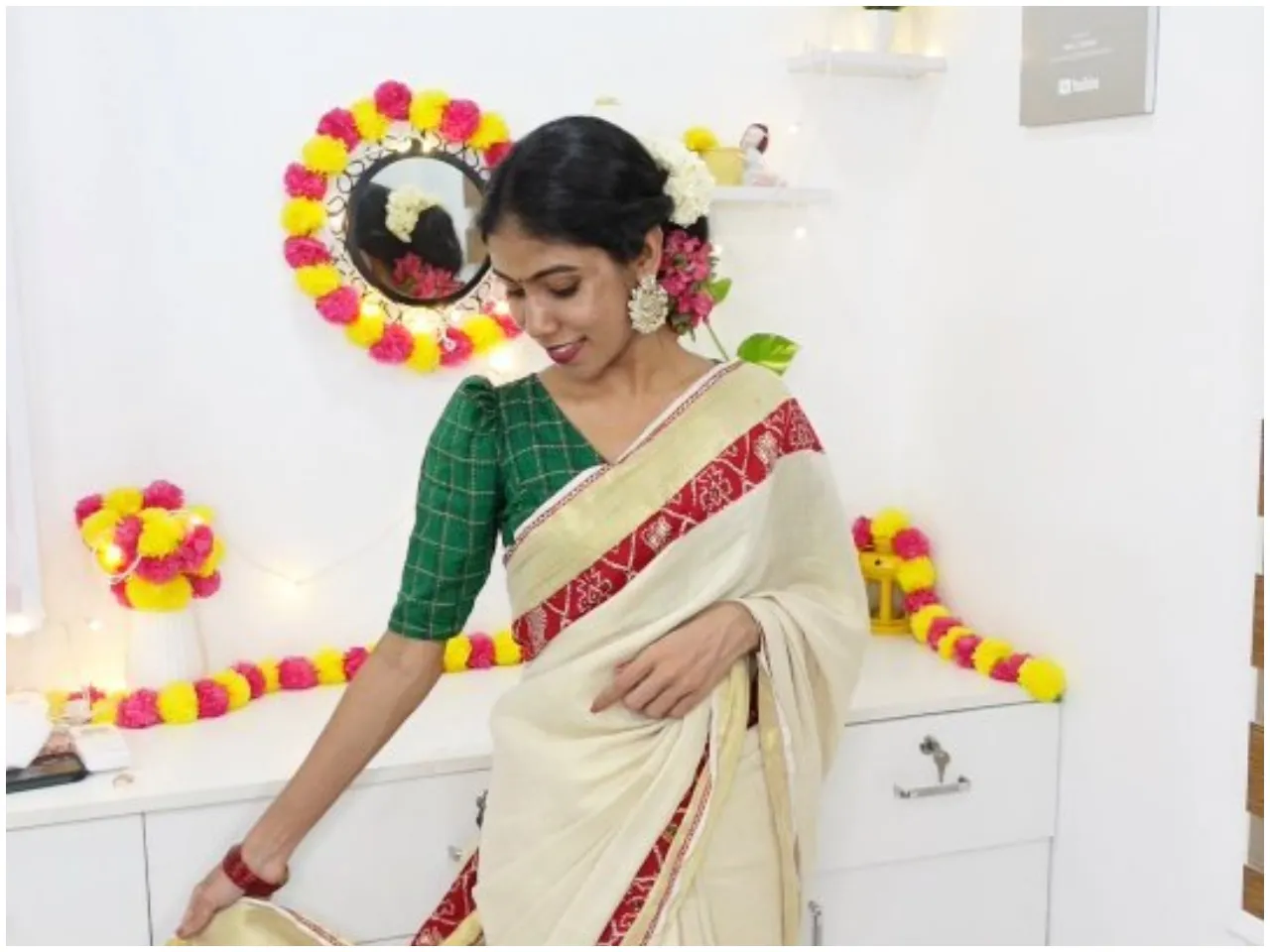 Kasavu saree styling