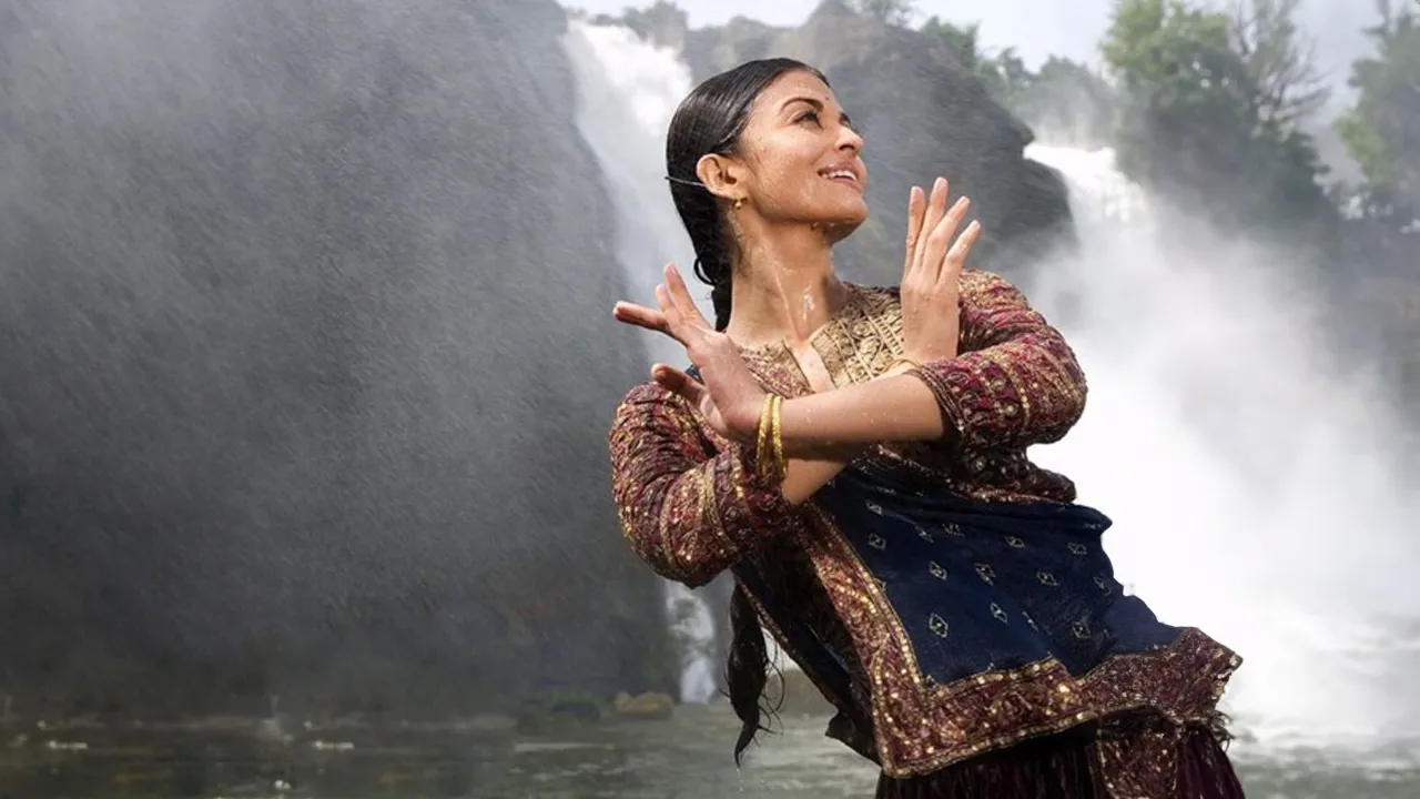 12 Bollywood songs that enchantingly embrace the various elements of Earth!