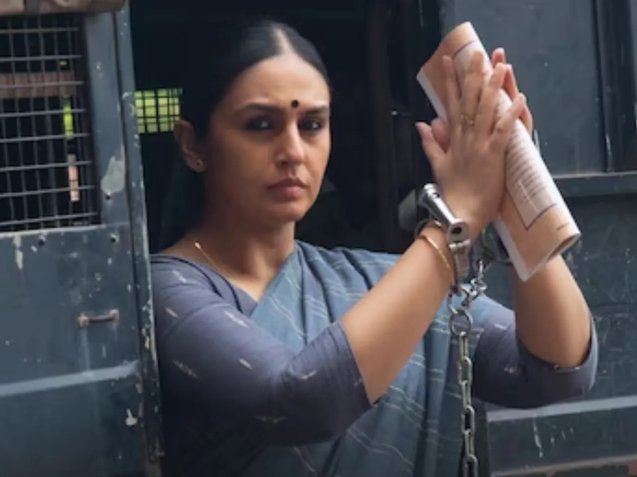 Maharani 3 trailer opens up to a solid comeback of Huma Qureshi as Rani!