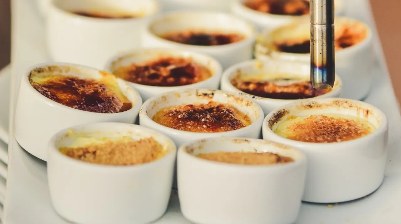 Try out these soul-hugging Creme Brulee recipes