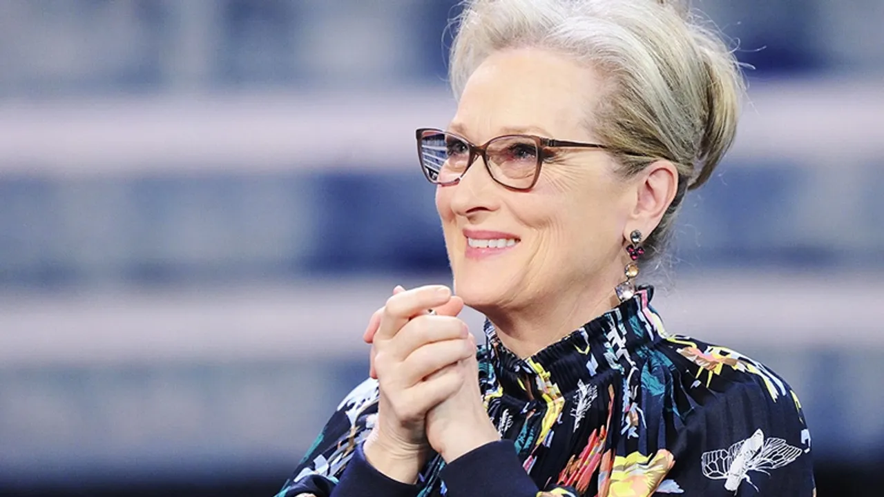 11 Times Meryl Streep floored it at the Oscars and the Golden Globes with her performance!