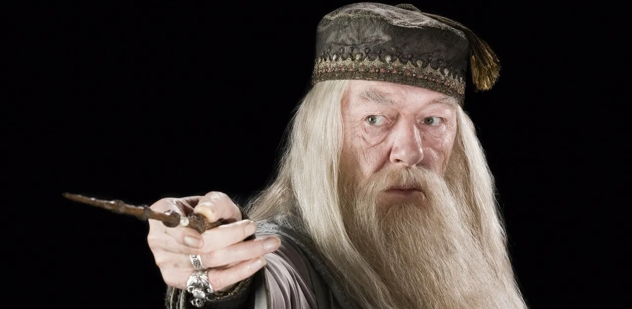 Let’s learn how to behave on Social Media from Professor Dumbledore