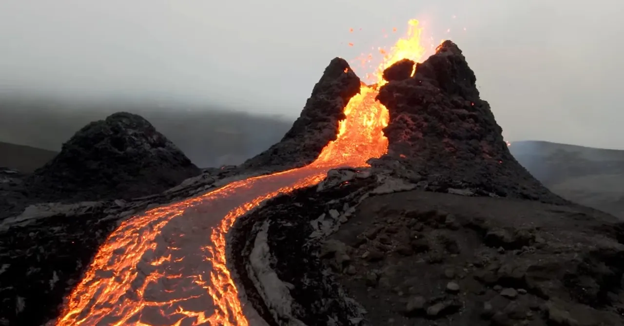Bjorn Steinbekk captures incredible drone footage of a volcano eruption in Iceland