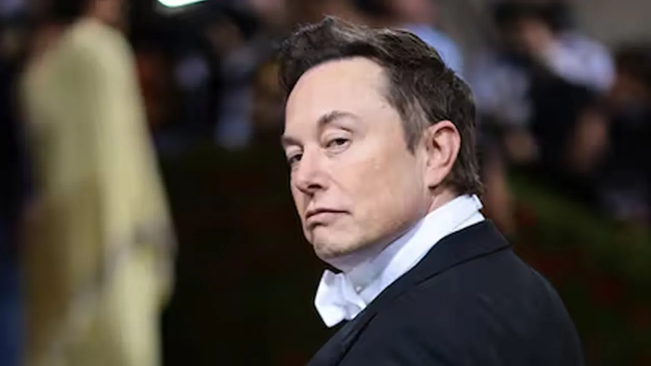 elon musk vs ipg omnicom