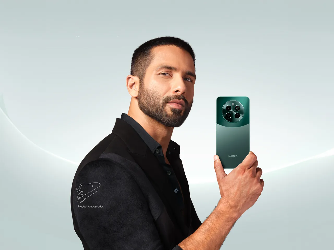 realme ropes in Shahid Kapoor as its product ambassador