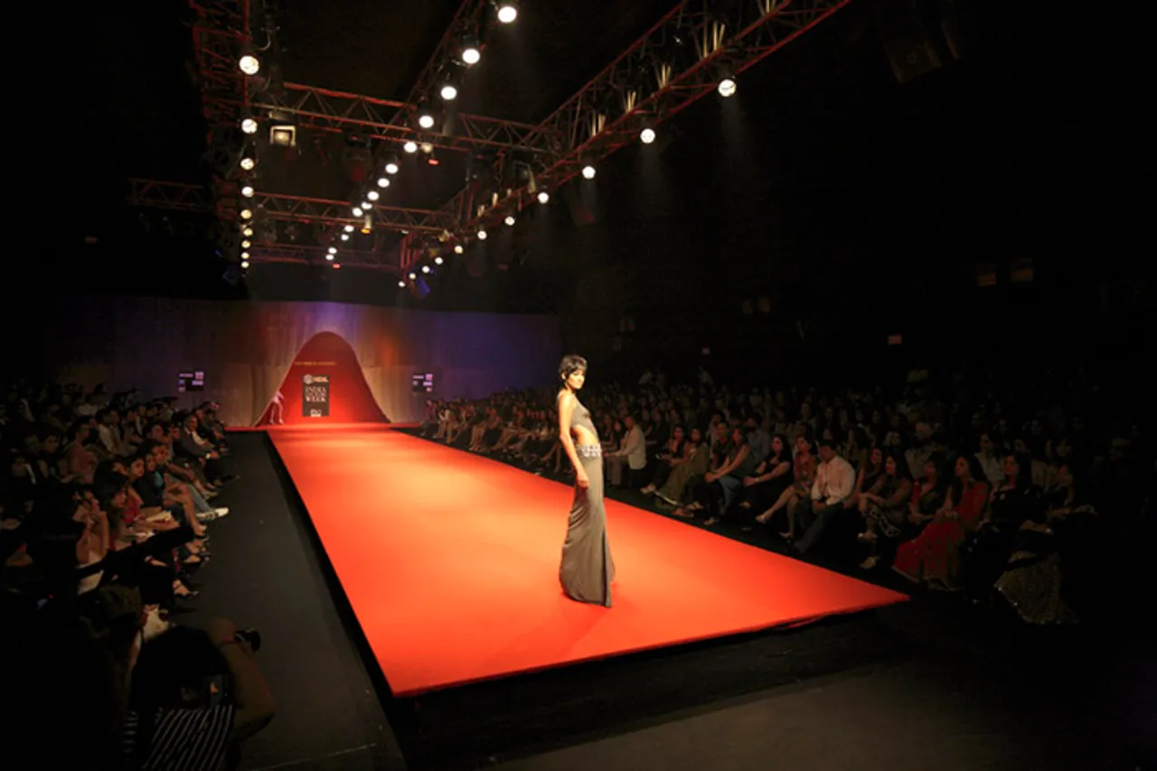 Lakme Fashion Week's Art of Gloss Campaign Leverages Trend Marketing