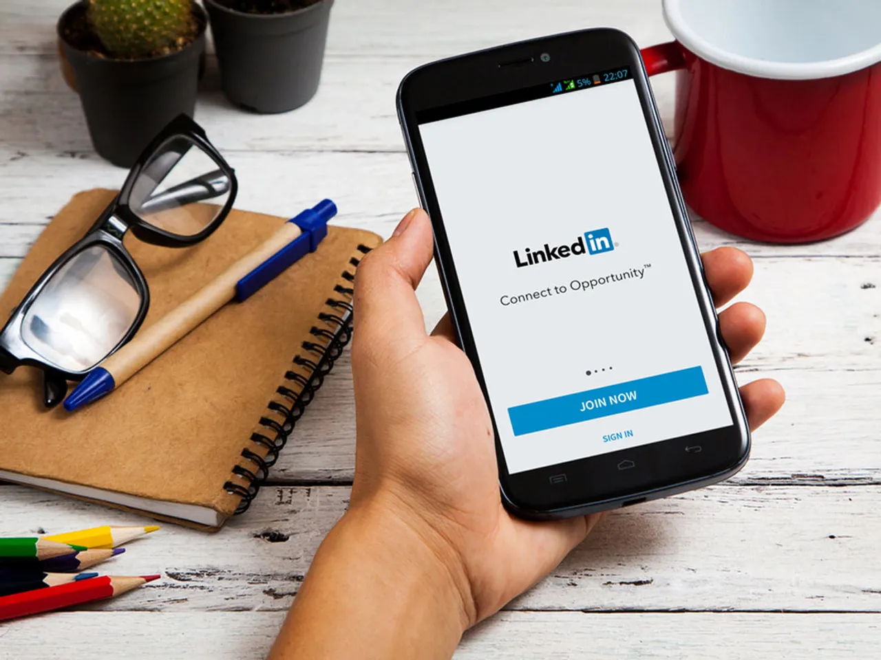 LinkedIn introduces Lite version in India