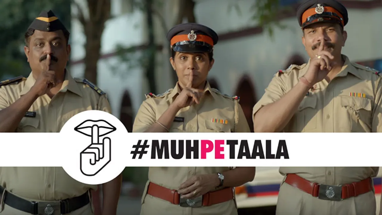 Axis Bank teams up with @MumbaiPolice to put Muh Pe Taala