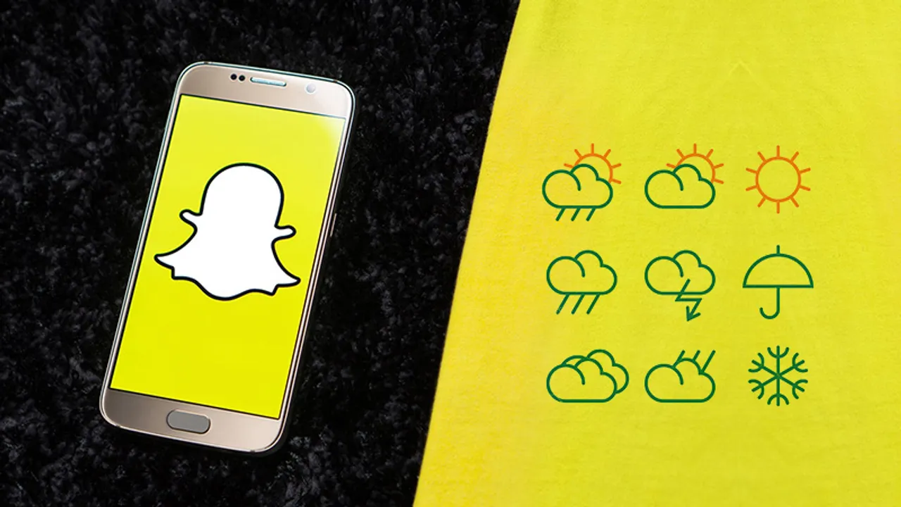 Snapchat personalizes Bitmojis with Weather and world effects