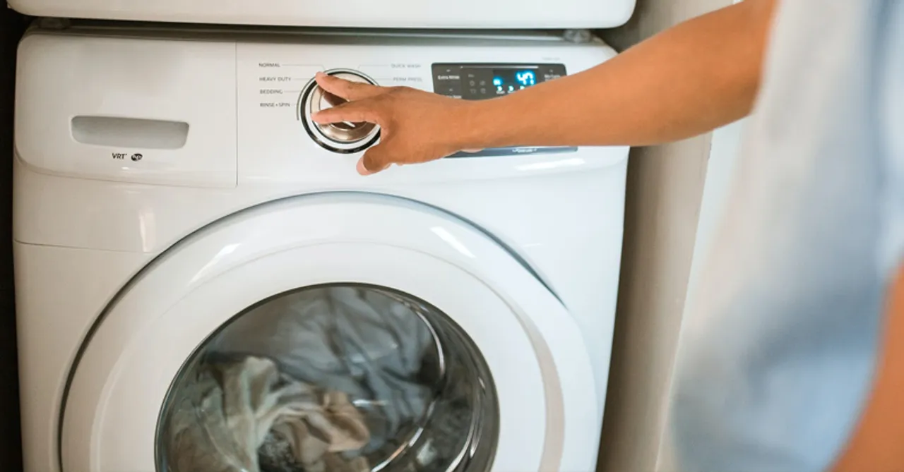 Surf Excel Introduces 3 in 1 Smart Shot laundry solution