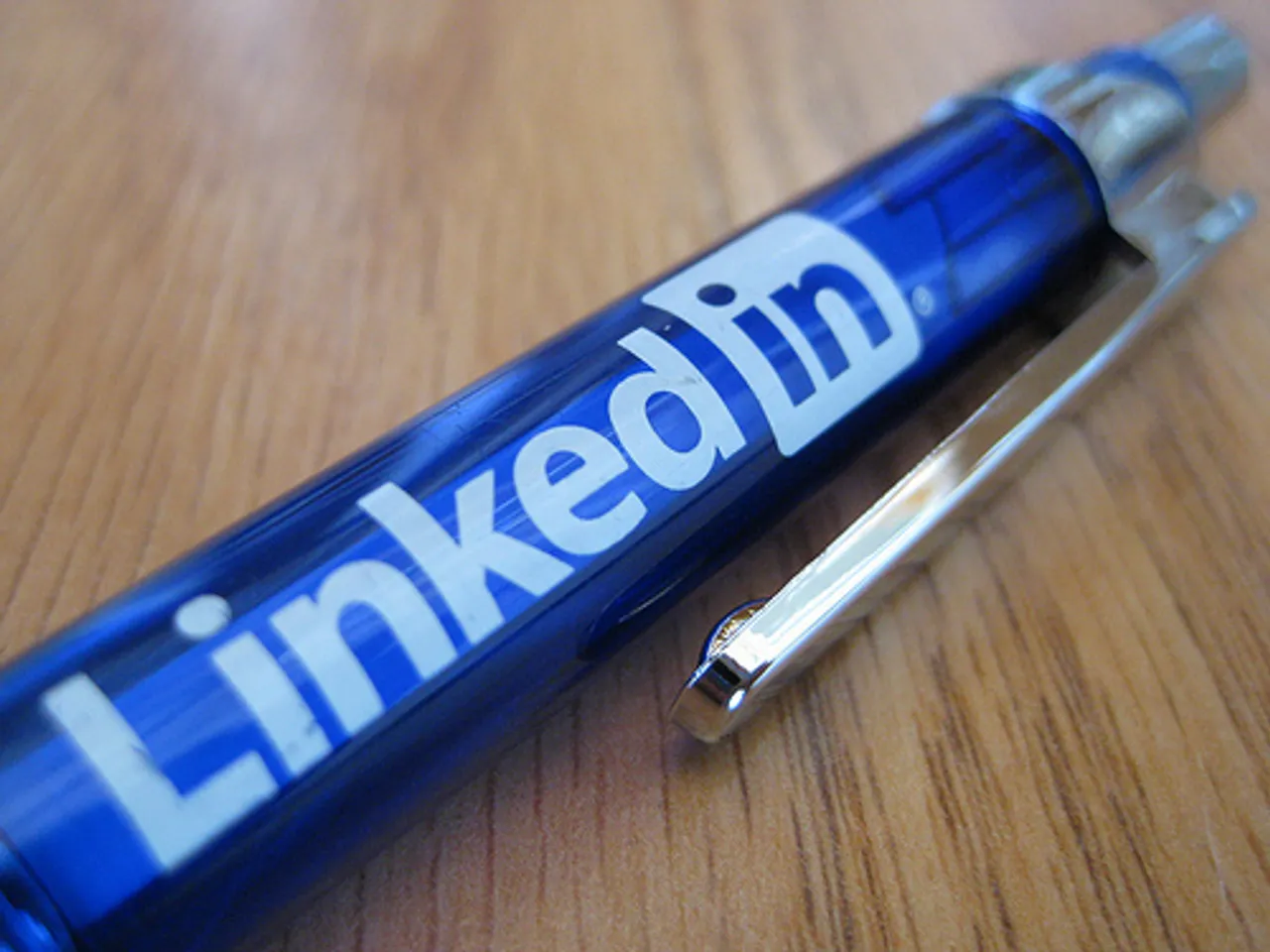 How Should Brands Capitalize Their Presence on Linkedin?