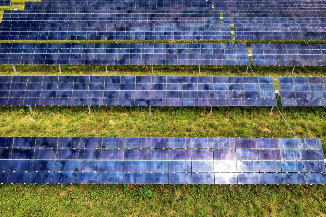 Aura Power’s Burtree Lane solar project in Darlington secured GBP 33.1 million from Rabobank, following GBP 44 million funding for the Kemble project. 