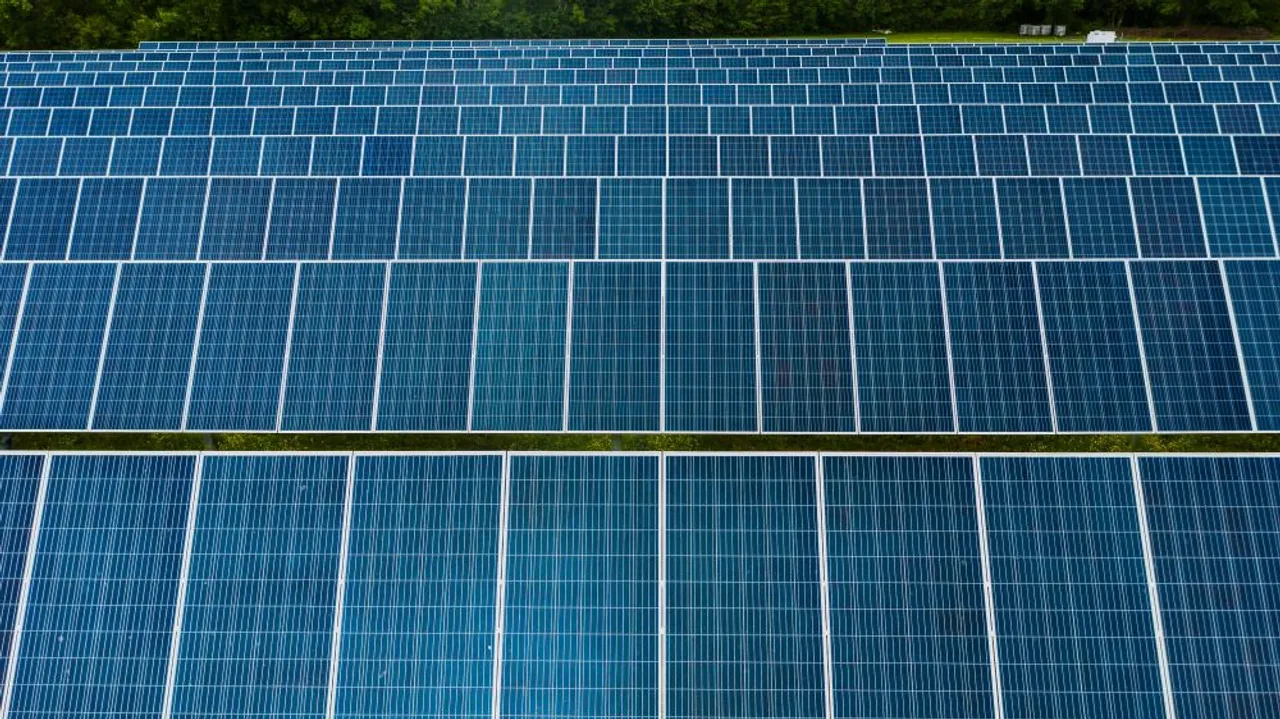 Intertek’s approval of Gamechange  Solar’s 2 kV system impacts cost and efficiency.