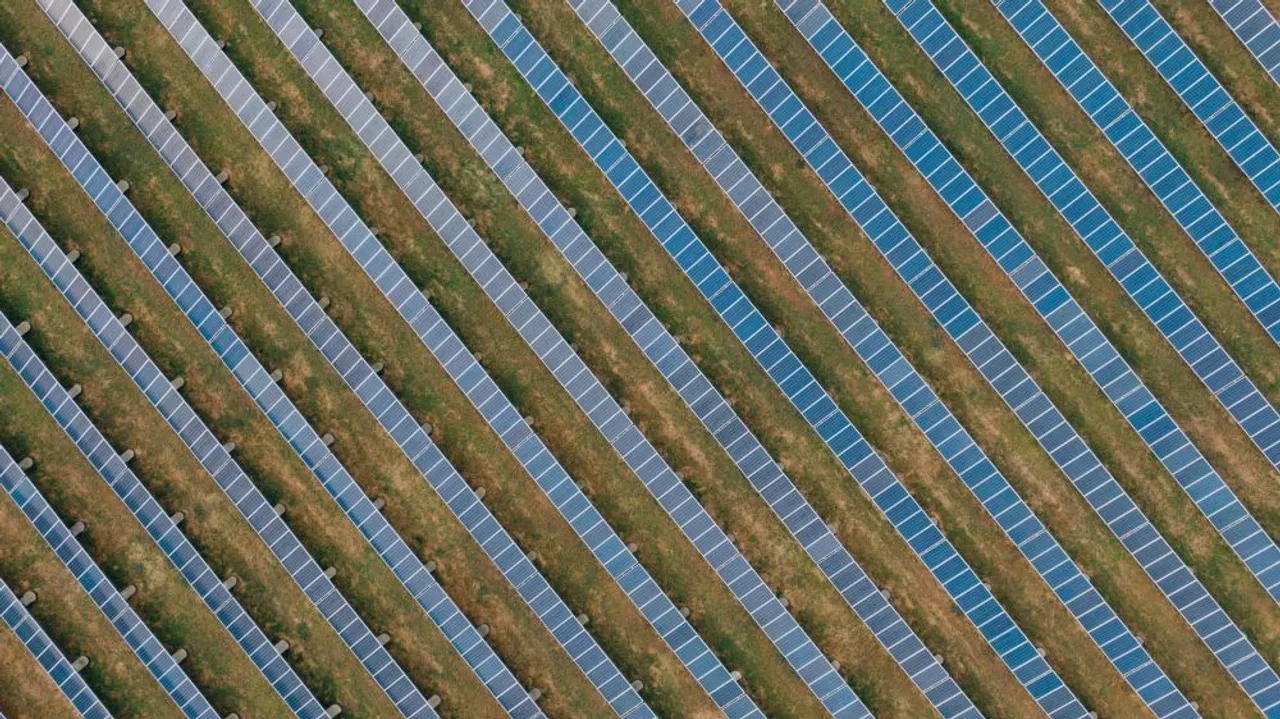 NTPC Green Energy’s 300 MW Shambu ki Burj-2 Solar PV Project in Bikaner was developed in phases, with capacities becoming operational between 2022 and 2025. 