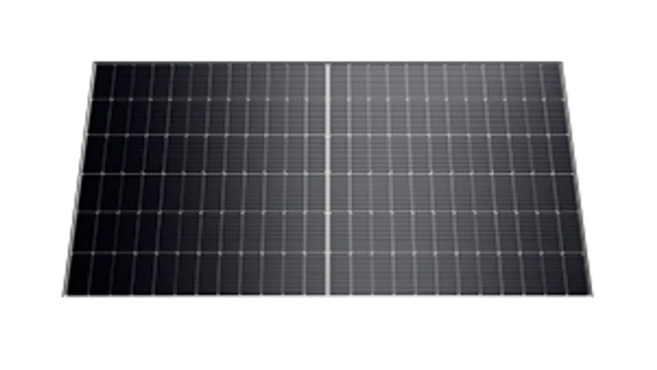 The Windproof Module features durability with a zinc-aluminum-magnesium alloy frame for extreme weather resistance. 