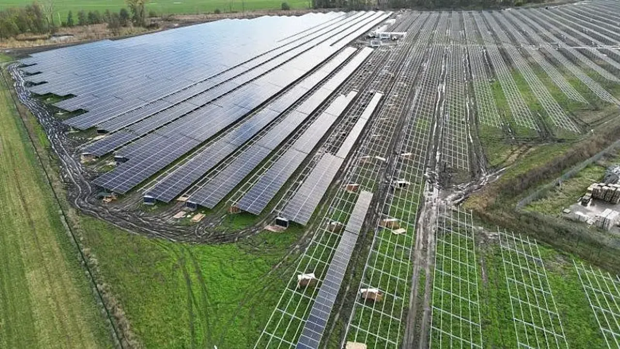 EnviTec WindôSolar has taken over future solar and wind projects, developing five solar parks and three wind farms on low-yield farmland.