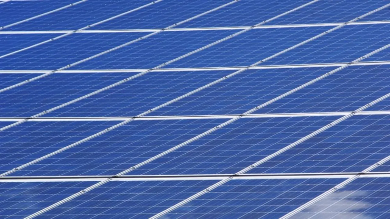 Corning supplied US-made wafers and polysilicon, while Suniva manufactured solar cells in Georgia for the new module. 