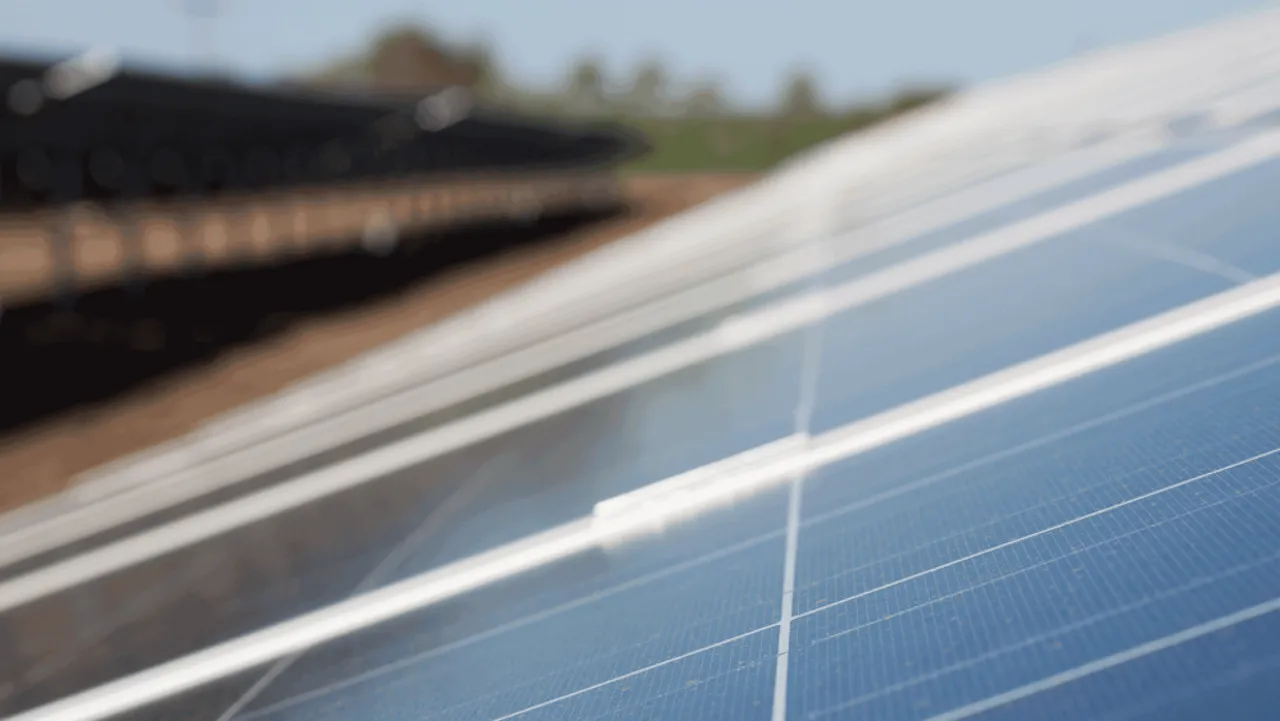Ireland’s Project Monvallet (211 MW) and Project Ballyteige (115 MW) secured approvals, with development and construction timelines in place. 