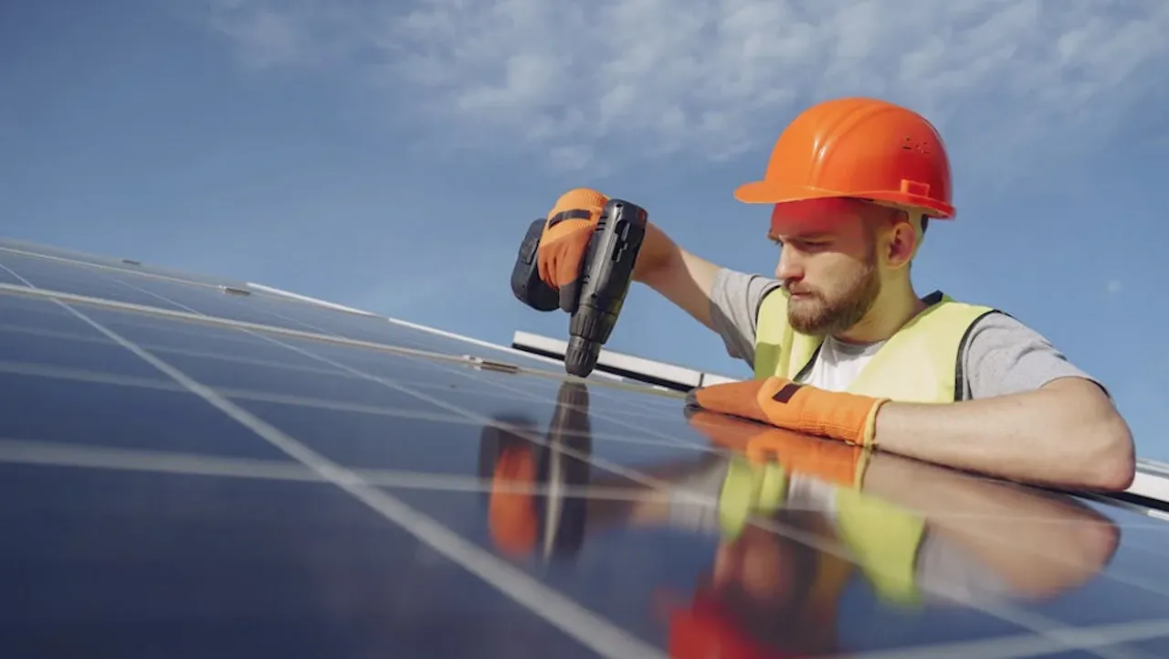 The Basra Sun solar plant will use 2 million bifacial panels on single-axis trackers, reaching a peak output of 1.25 GW. 