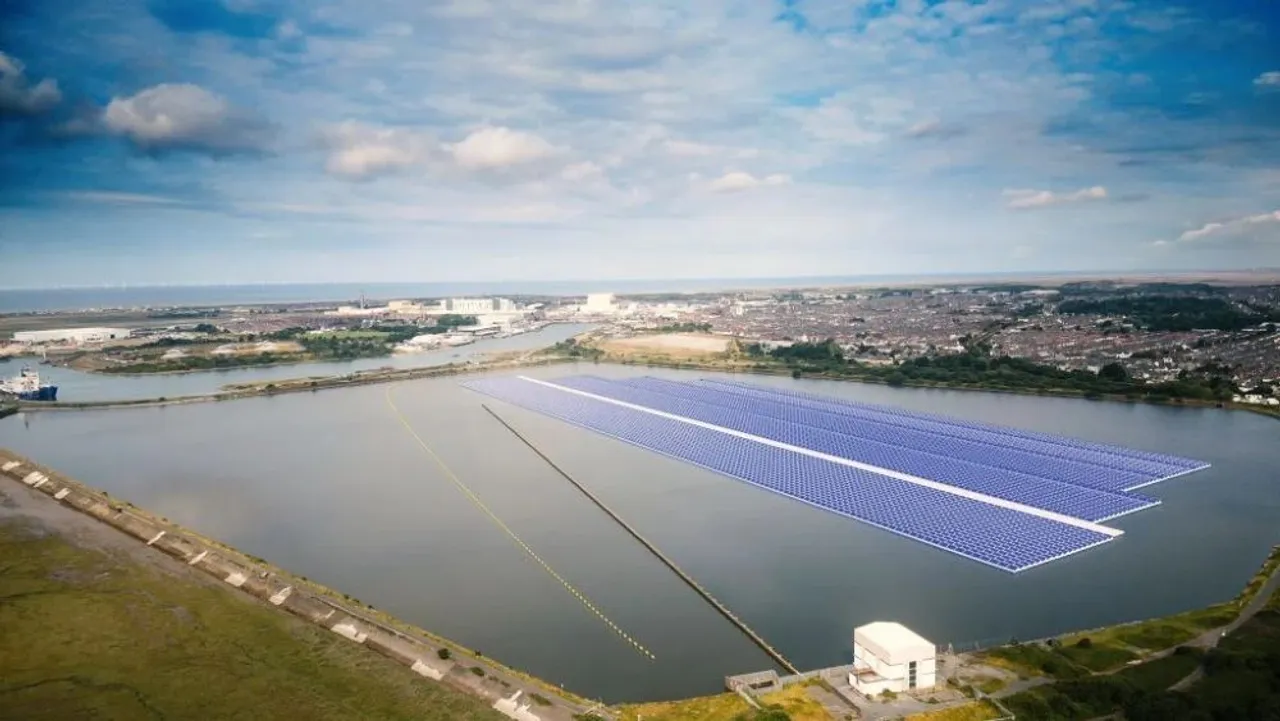 ABP’s 40MW floating solar project at Cavendish Dock will power 14,000 homes and support the local engineering sector while managing port electricity costs. 