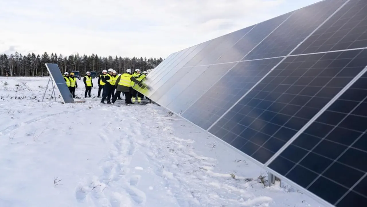 Risti solar park in Lääne County, developed by Sunly with EIB, SEB, and Luminor funding, is set to deliver 244 MW to 80,000 Estonian homes by 2027.  