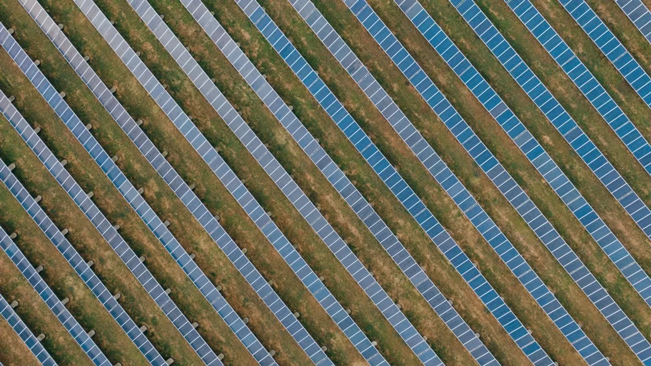 The BOS package for NTPC Renewable Energy’s 900 MW Fatehgarh solar project excluded modules and required bidders to meet experience and financial criteria. 
