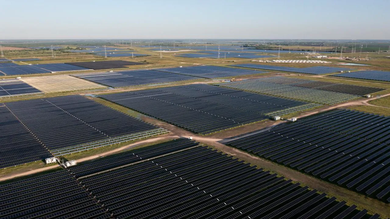 TotalEnergies will retain 50% ownership and operational control of the 2 GW Texas solar-BESS portfolio after Apollo’s investment. 