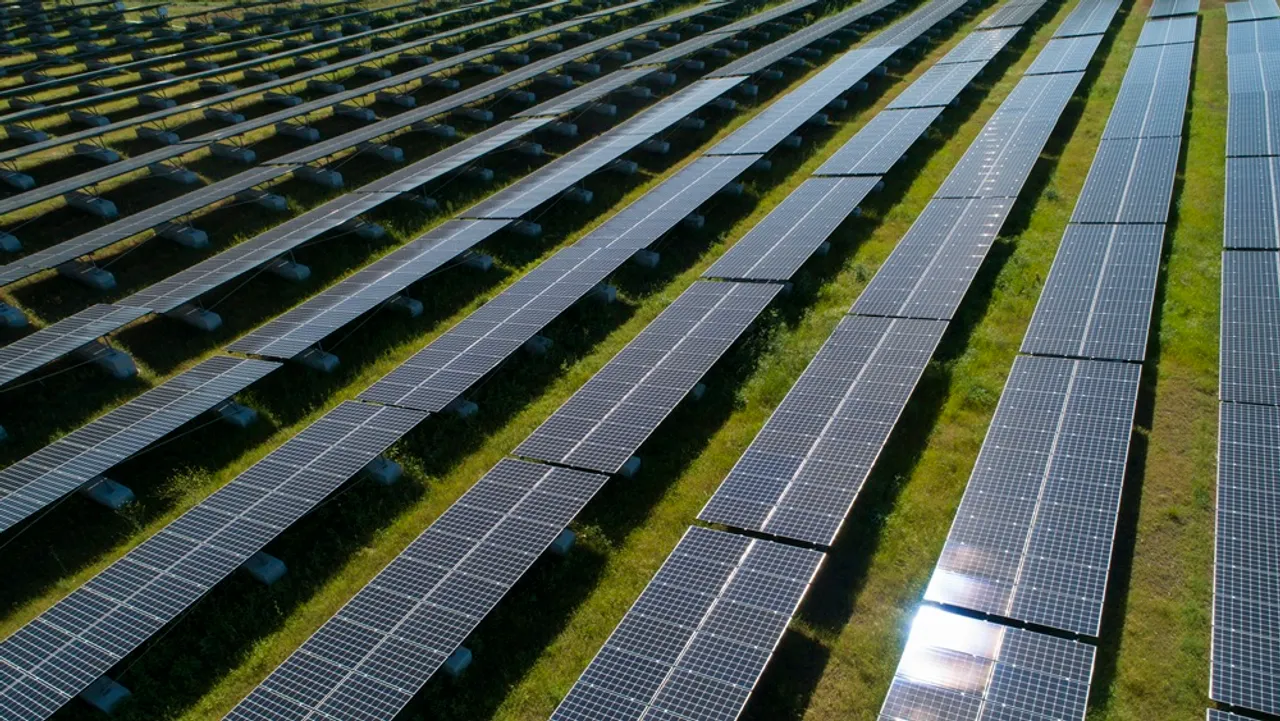 Axpo’s 30 MW Borgdorf-Seedorf and 15 MW Eisendorf solar plants were planned to generate over 45.5 GWh annually by the end of 2025. 