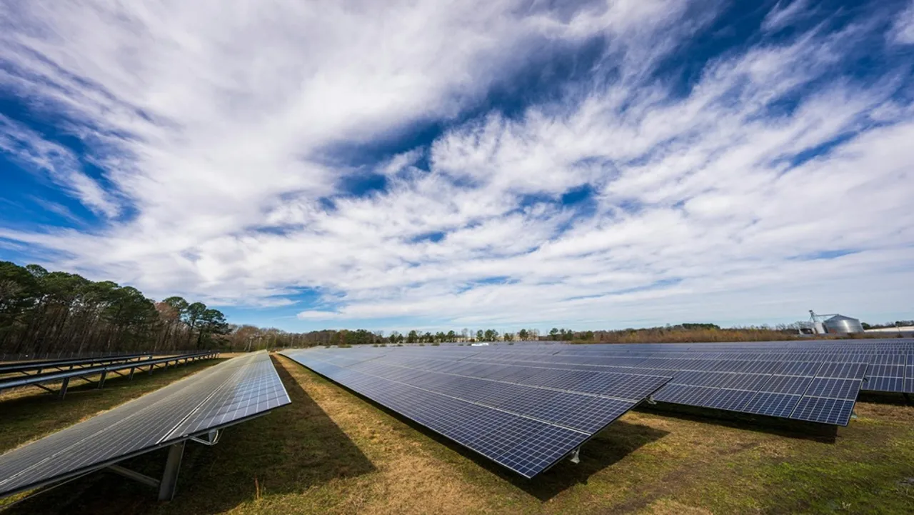 Sunsure Energy supplied 16.5 million units annually to JSL Super Steel, reducing 12 million kg CO₂ emissions. Image Credit/Source: MarkStebnicki/Pexels 