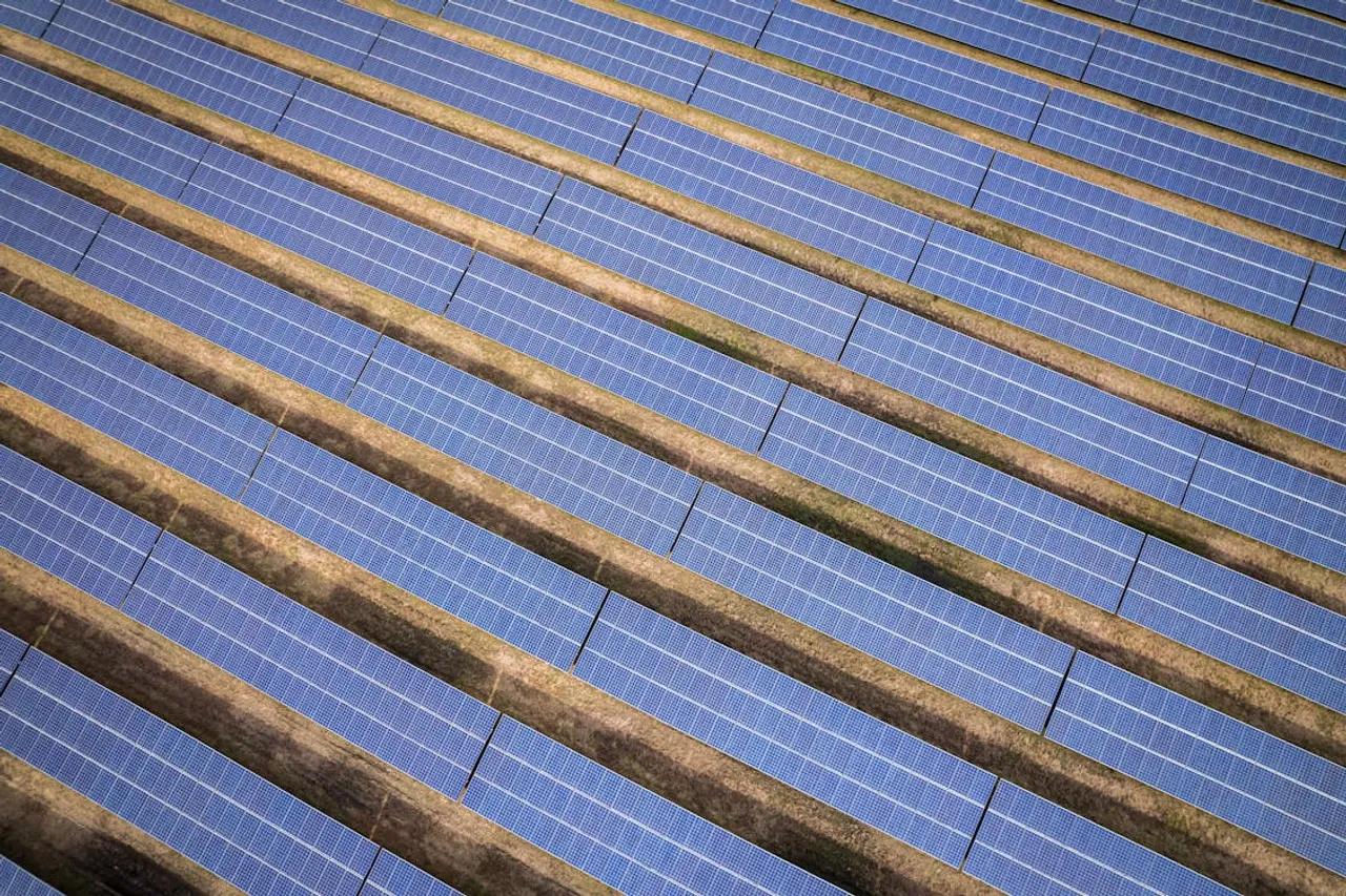 KPI Green Energy wins 62.20 MW solar project LoAs