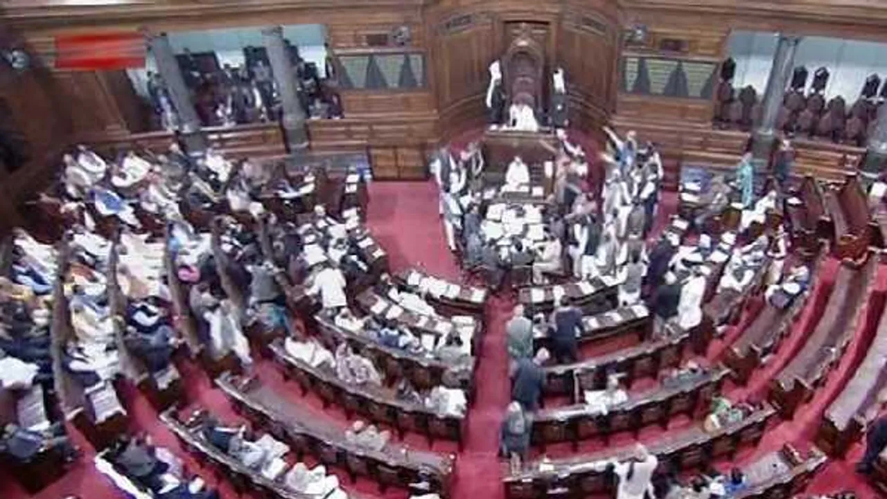 सांसदों के निलंबन पर बवाल: LS और RS से विपक्ष ने किया वॉकआउट, वेंकैया नायडू ये बोले
