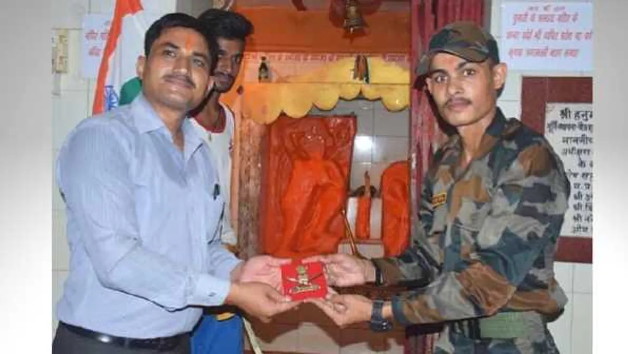 देशभक्ति का जज्बा भरा: रीवा के रिटायर्ड सैनिक ने युवाओं को प्रेरित किया, अब तक 20 सेलेक्ट