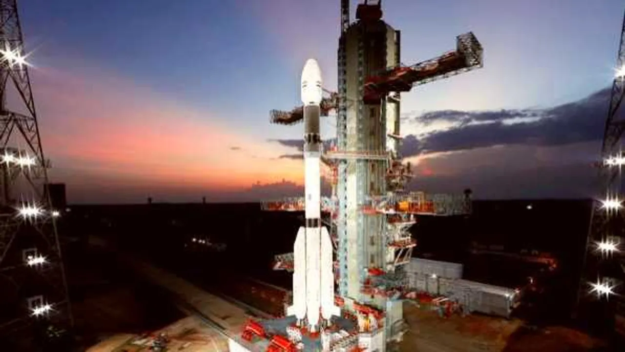 इसरो: EOS-3 सैटेलाइट लॉन्च, क्रायोजनिक इंजन में खराबी आने से मिशन फेल