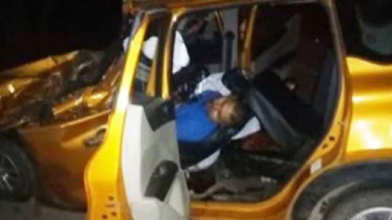 मुरैना में 4 पुलिसकर्मियों की मौत: तेज स्पीड डंपर में घुसी उत्तर प्रदेश पुलिस की गाड़ी 