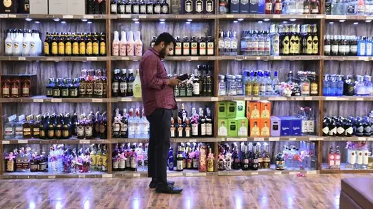 Private players in Delhi's retail liquor trade unlikely in the near future