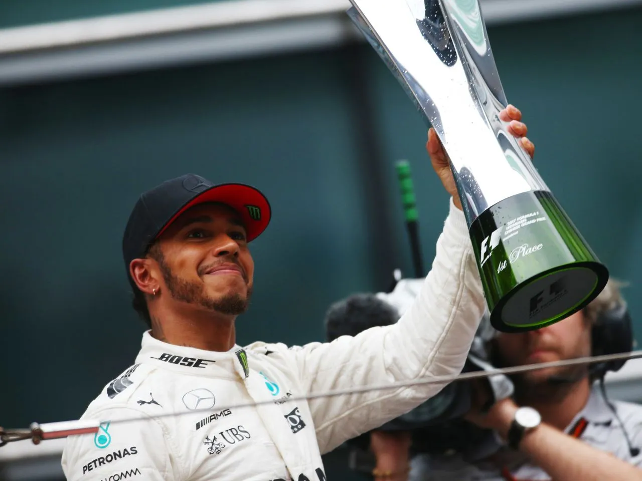 Lewis Hamilton won the F1 2019 Chinese GP 