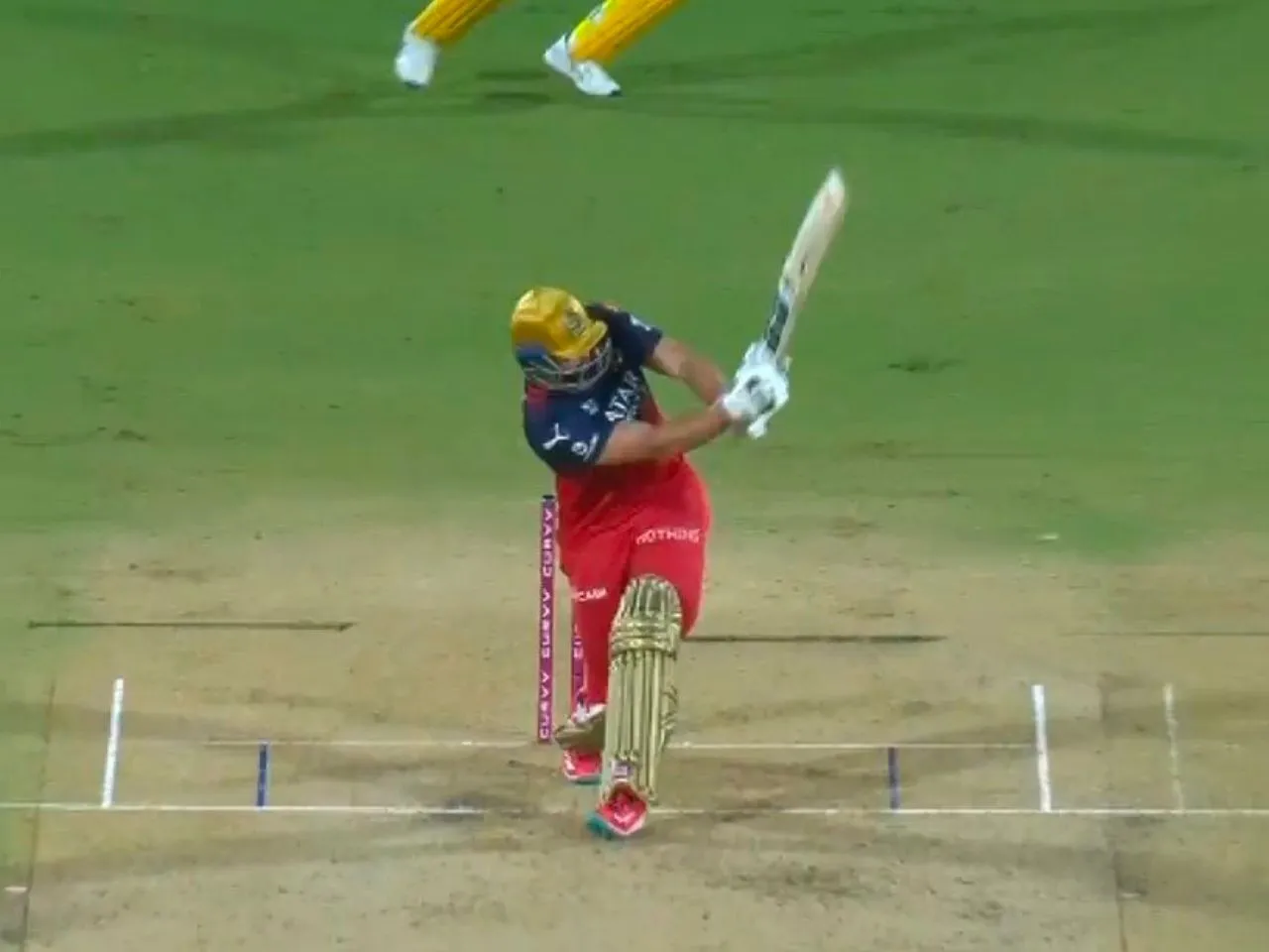 CSK vs RCB: Tim David hits three sixes off three balls