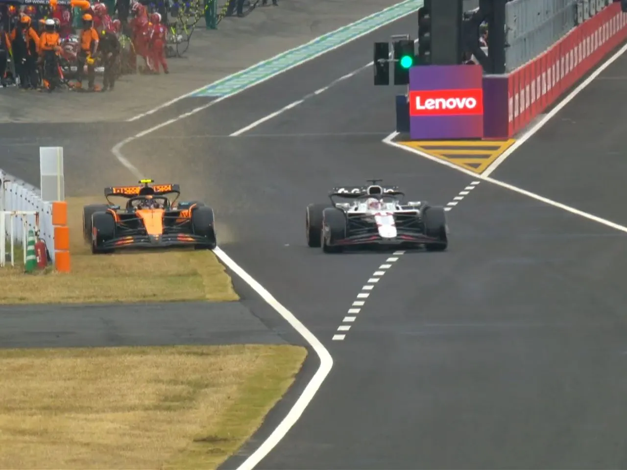 Max Verstappen and Lando Norris Battle in Japanese GP