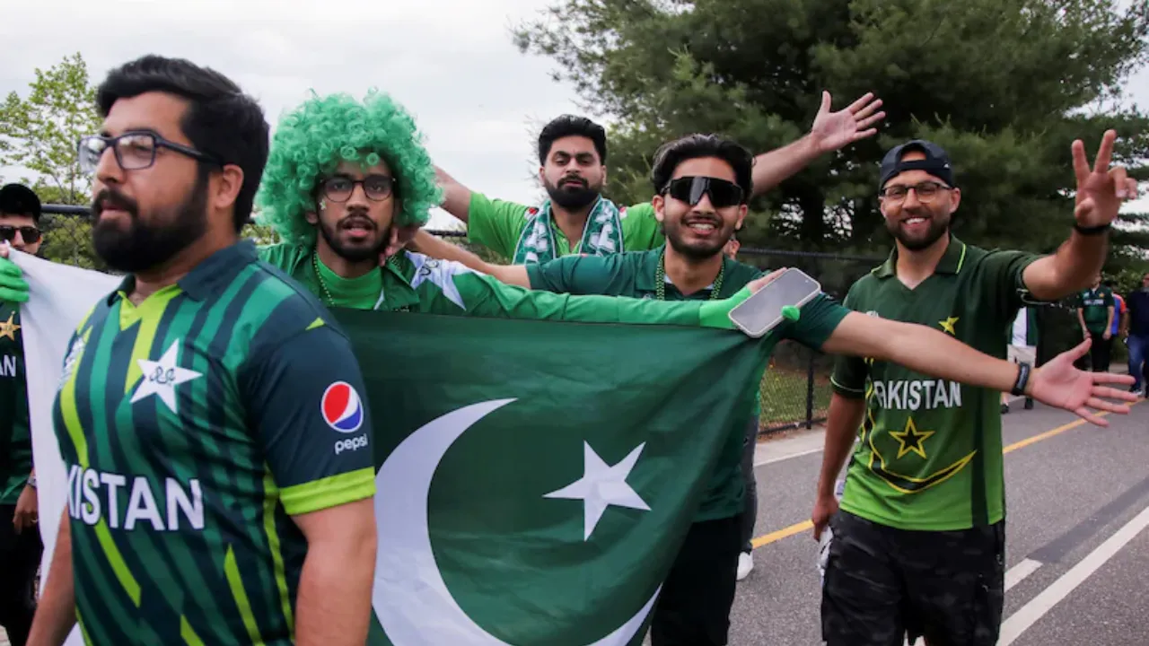 Pakistan fans